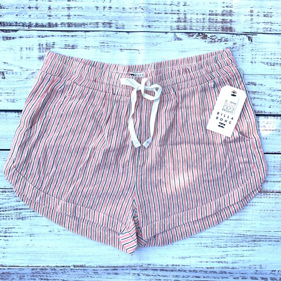 Billabong Pants - 🌸Billabong Road Trippin Shorts 🌸